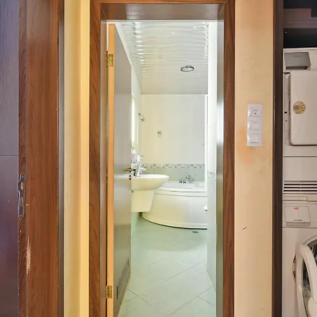 아파트 3br With Parking And Wifi *